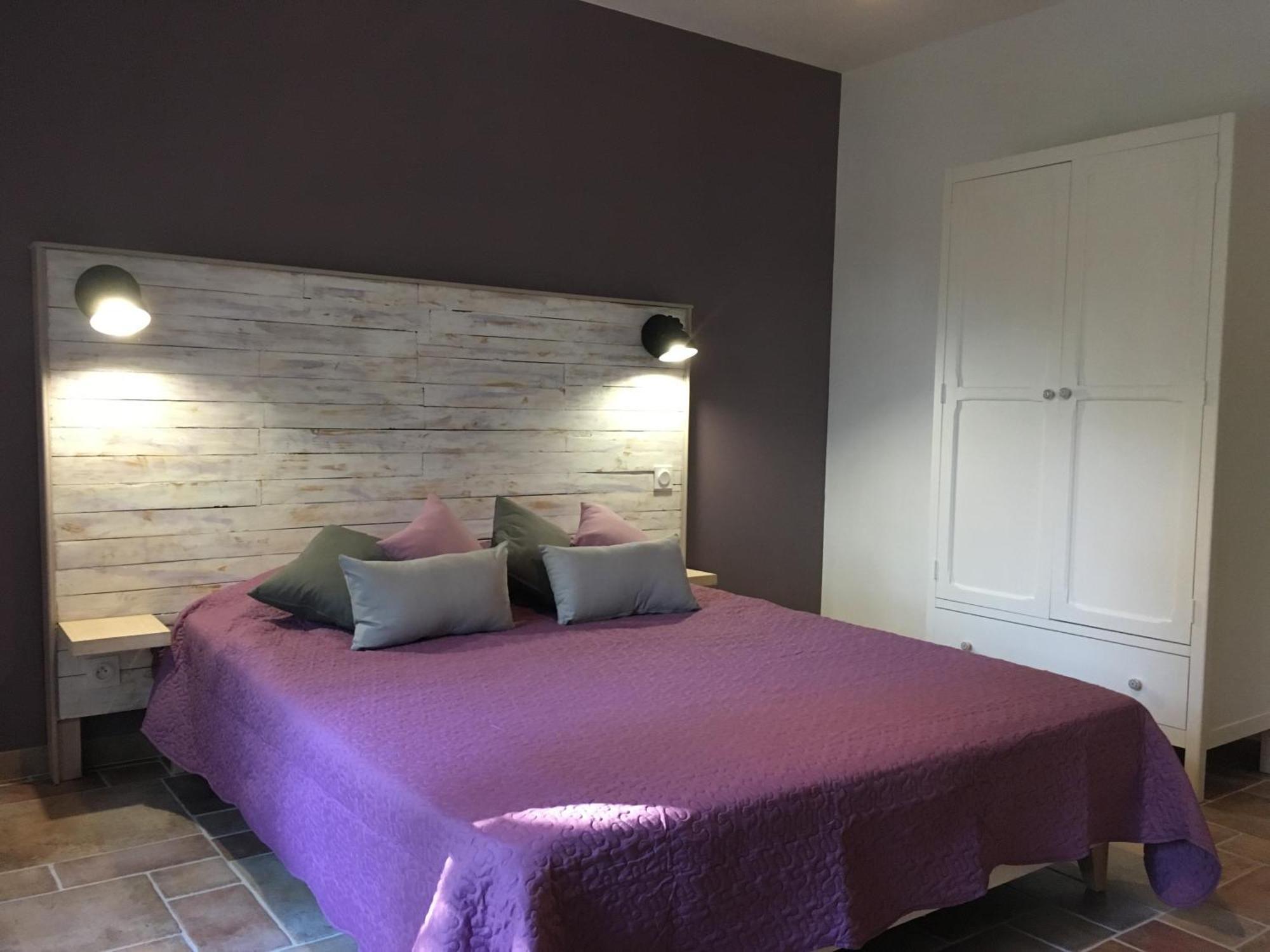 Mas De La Pinede Ex-Les Arbousiers Bed & Breakfast Bollene Exterior photo